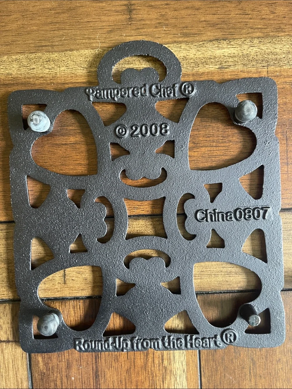 Pampered chef cast iron trivets